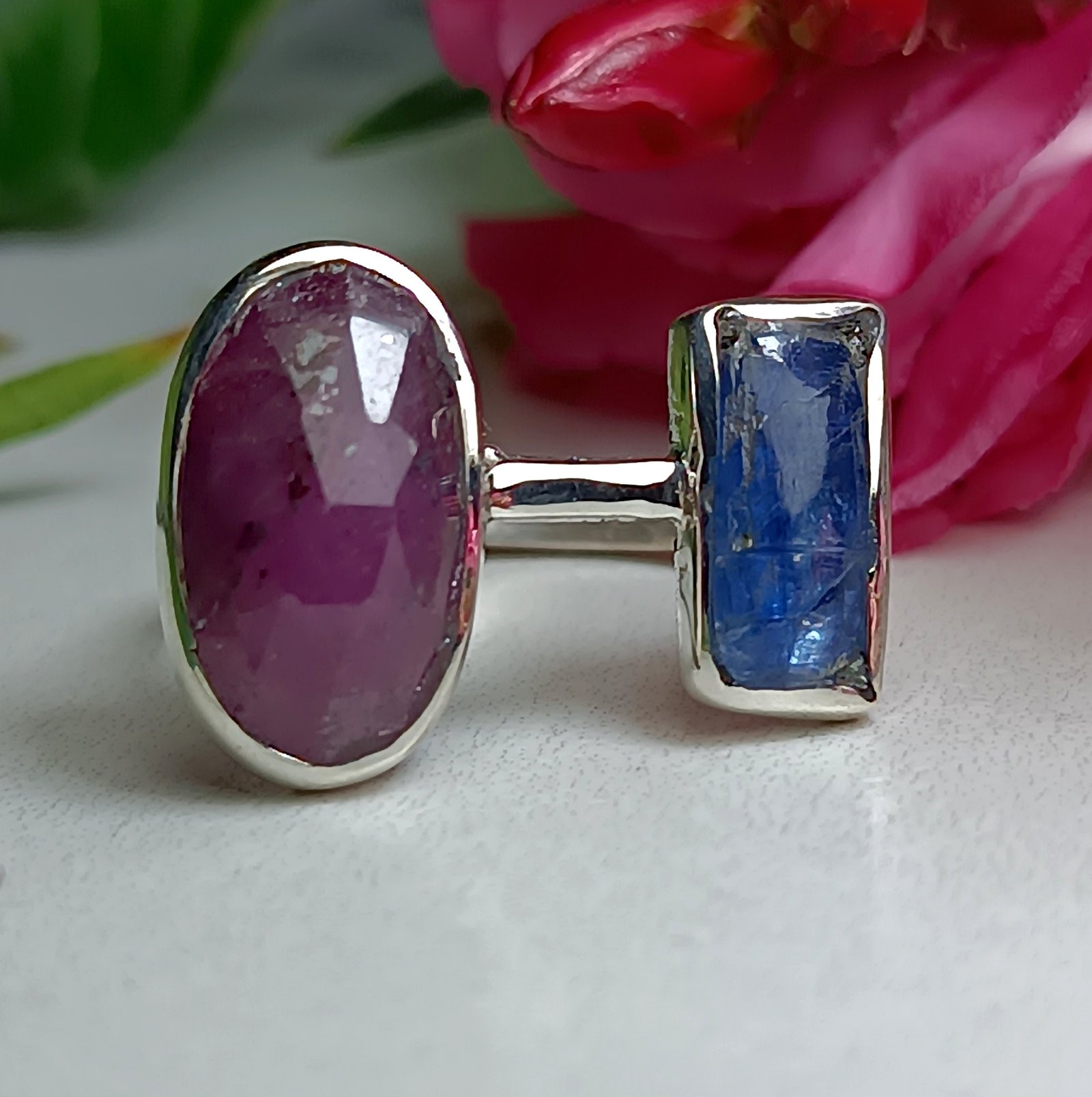 Kyanite & Ruby Ring - Image 3